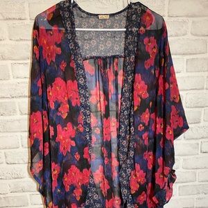 HOLLISTER Kimono Floral Boho Cover Up